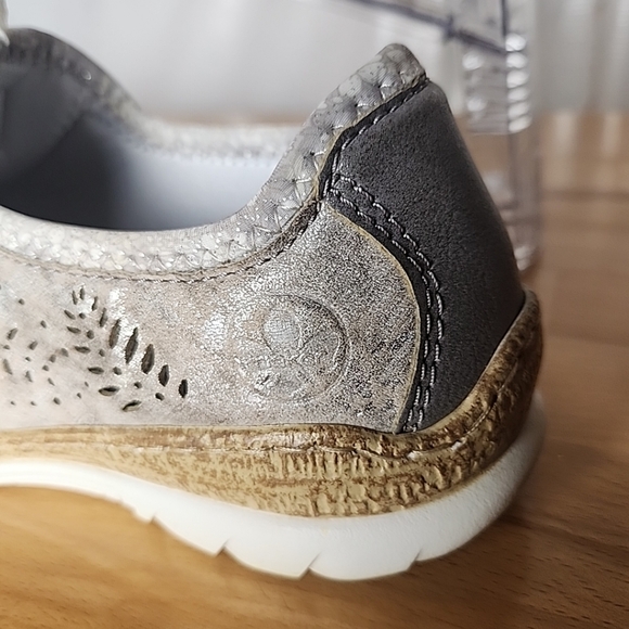 Rieker Nikita 63 Sneakers Shoes Women EU40/US8.5 Metallic Gray Slip On Comfort - Picture 2 of 9